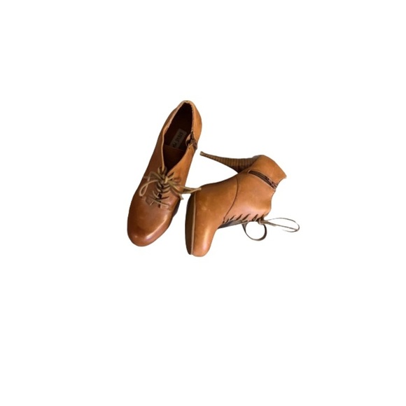 Steve Madden Whiskey Coloured Leather Oxford Heeled Booties - Women’s Size 7.5 - Picture 1 of 10